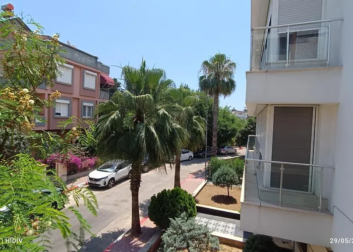 Lara\'Da Modern Bir Vaha